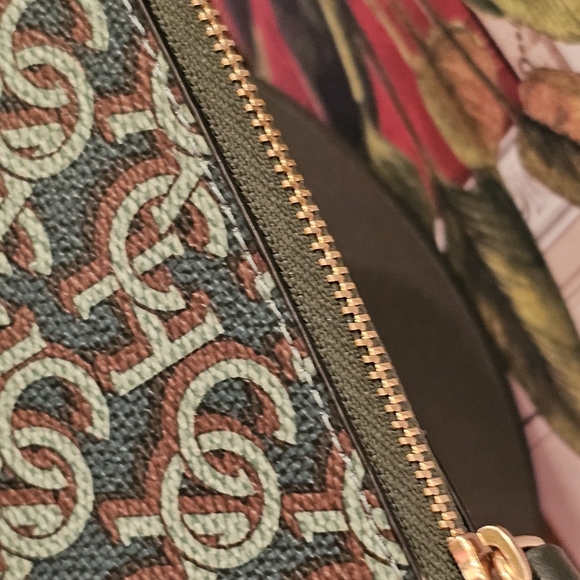 Coach Leather Corner Zip Wristlet